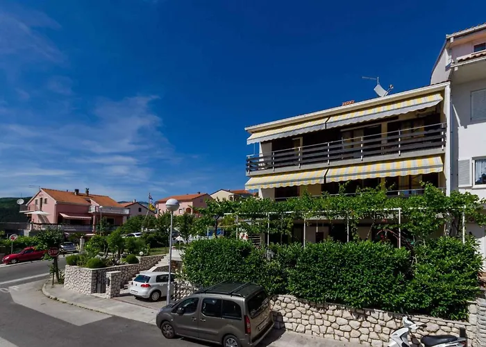 Two-bedroom In 6 * Crikvenica