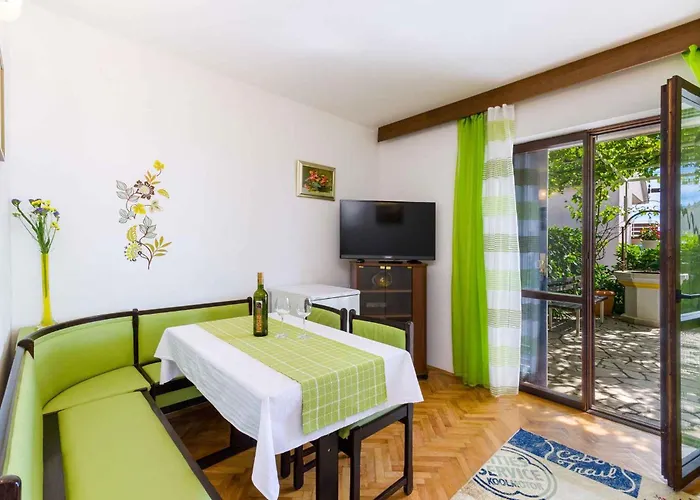 Two-bedroom In 6 Apartman
