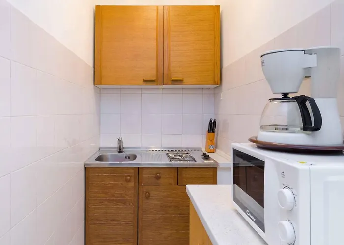 Two-bedroom In 6
