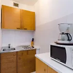 Two-bedroom In 6 *